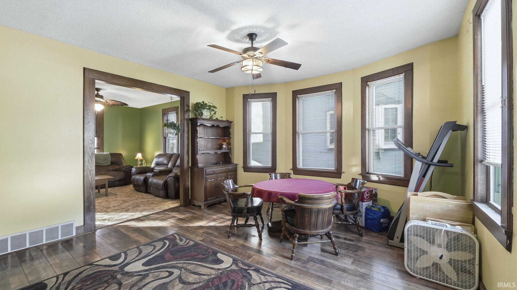 406 Perry Avenue Fort Wayne, IN 46808 - Photo 5 of 28 Gallery Image 5