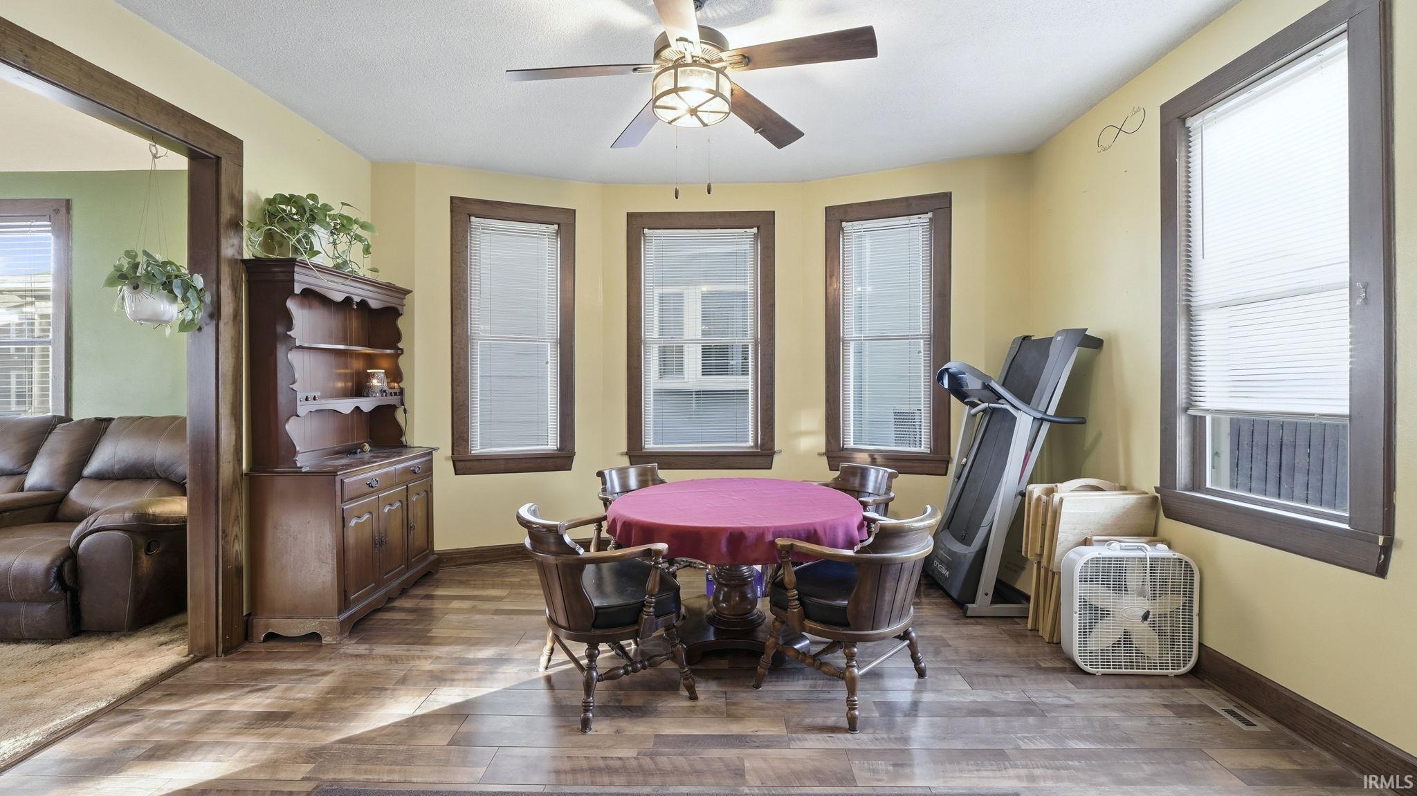 406 Perry Avenue Fort Wayne, IN 46808 - Photo 10 of 28 Gallery Image 10