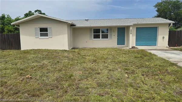 $1,700 | 1552 Cedarbrook Street, Lake Placid, FL 33852