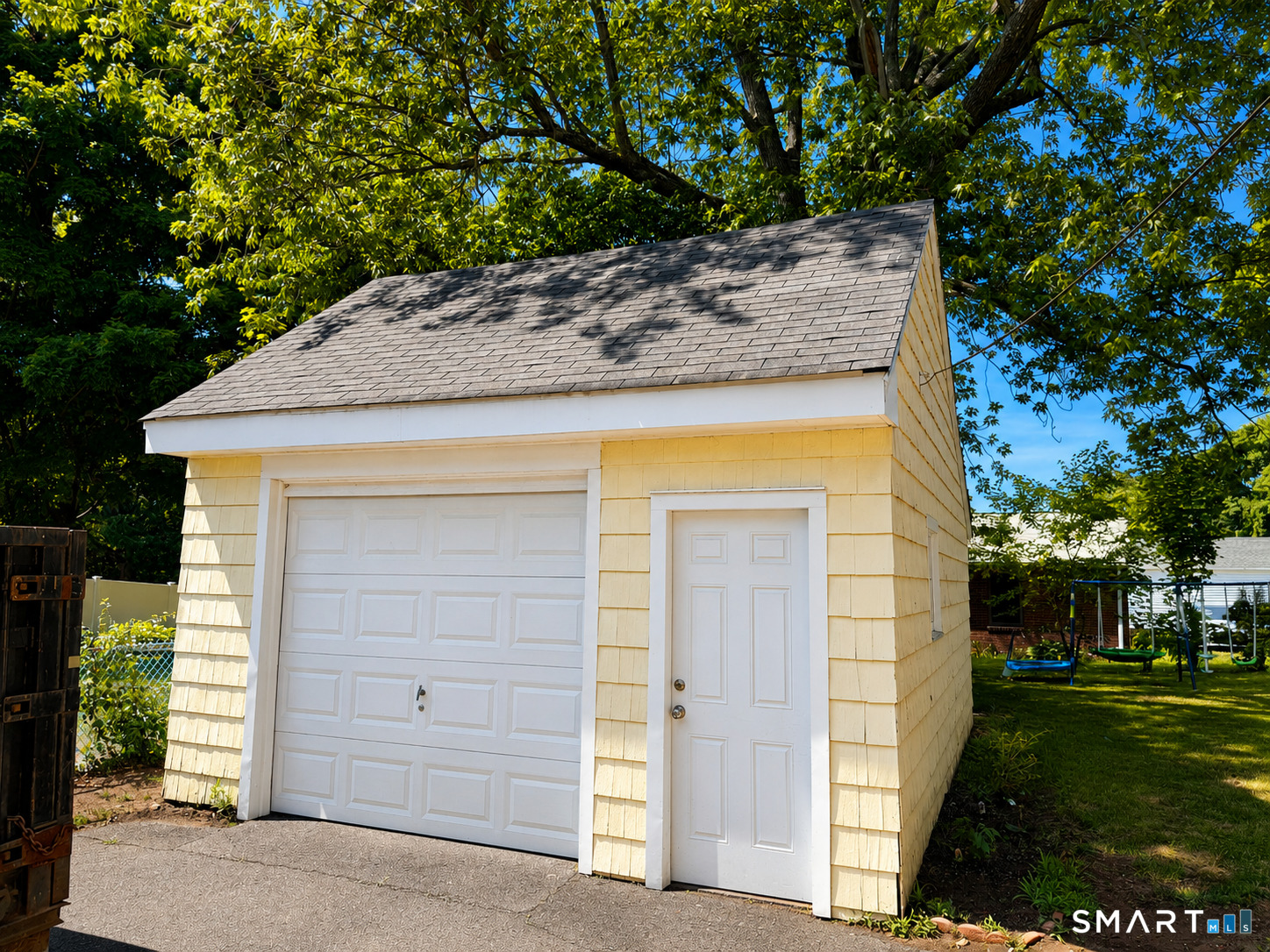 9 Stephen Street Manchester, CT 06040 - Photo 3 of 25