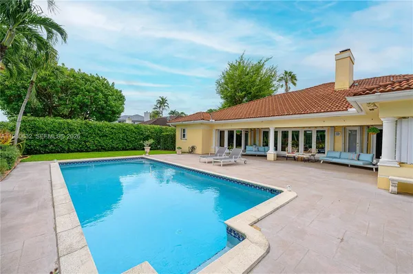 $1,669,000 | 16701 Southwest 84th Court, Palmetto Bay, FL 33157