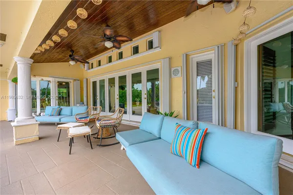 $1,669,000 | 16701 Southwest 84th Court, Palmetto Bay, FL 33157