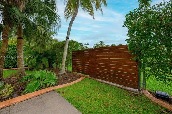 $1,669,000 | 16701 Southwest 84th Court, Palmetto Bay, FL 33157