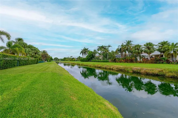$1,669,000 | 16701 Southwest 84th Court, Palmetto Bay, FL 33157