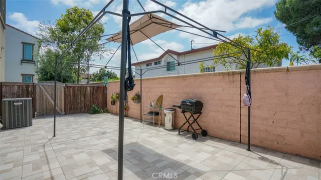 $865,000 | 4248 West 5th Street, Santa Ana, CA 92703