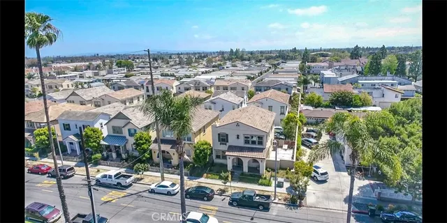 $865,000 | 4248 West 5th Street, Santa Ana, CA 92703
