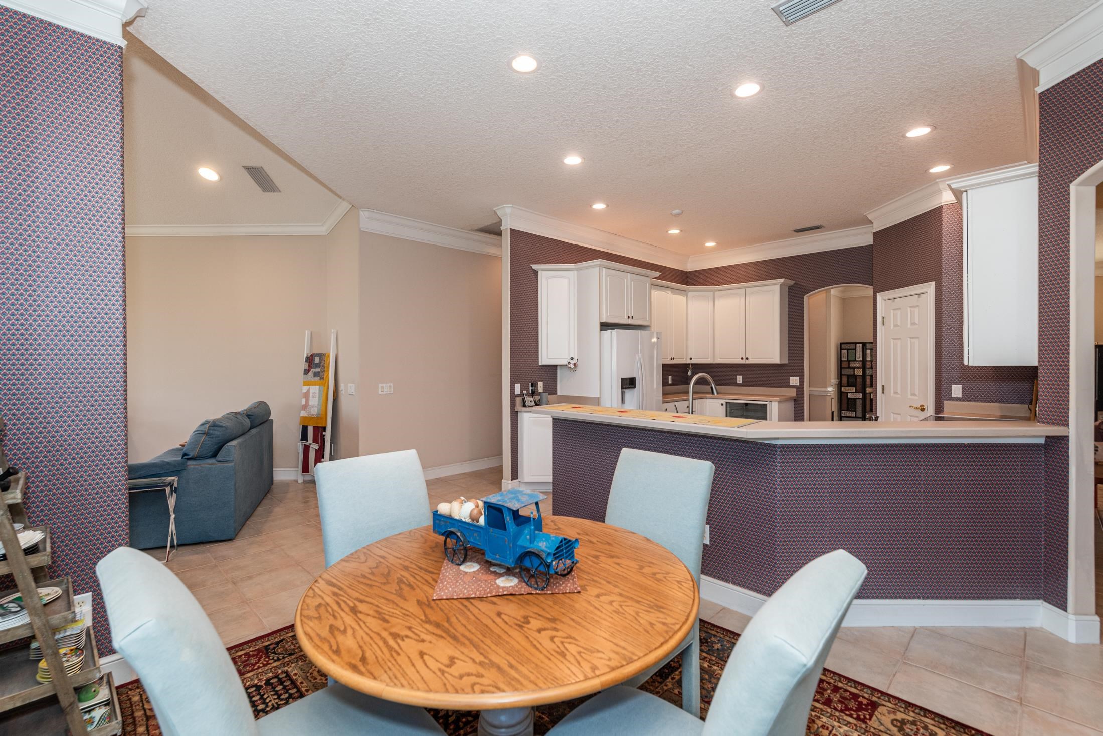 239 Marshside Drive St. Augustine, FL 32080 - Photo 23 of 57 a view of a dining room with furniture