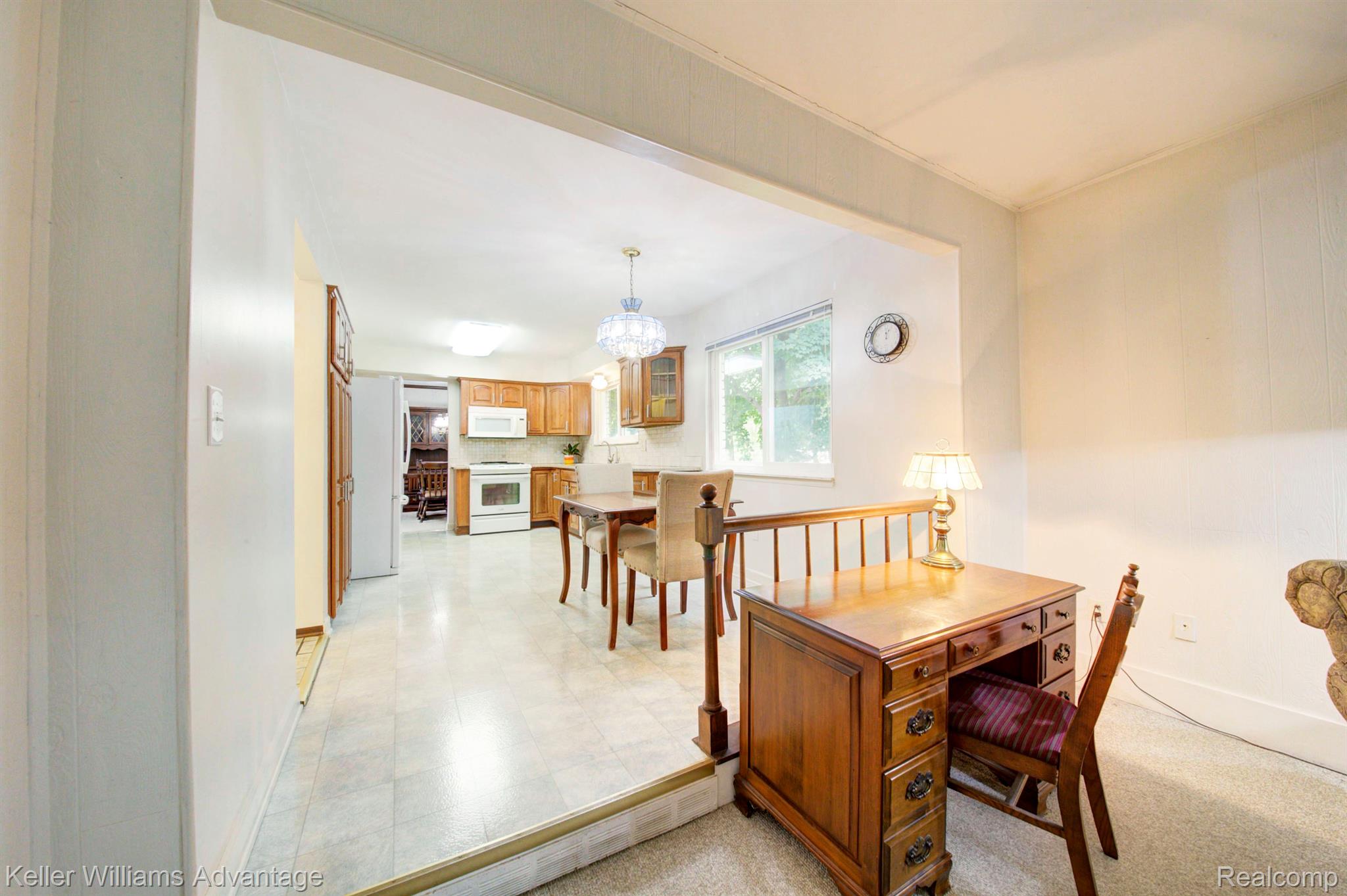 22410 Mill Road Novi, MI 48375 - Photo 10 of 80 Gallery Image 10