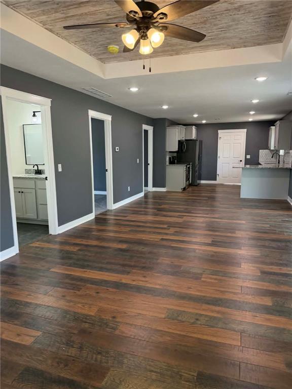 902 Morgan Street St. Joseph, MO 64504 - Photo 6 of 44
