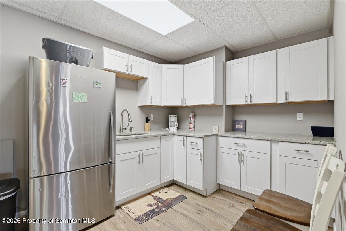 10 Knollwood Road Lake Ariel, PA 18436 - Photo 40 of 60 a white refrigerator freezer sitting in a kitchen