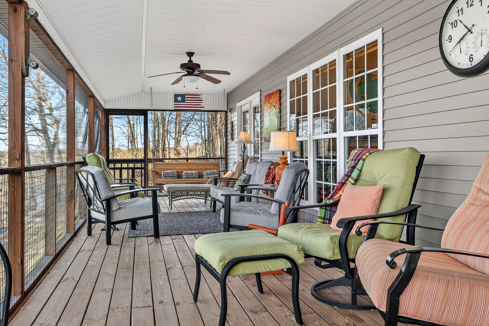 2539 Sparkman Town Road Doyle, TN 38559 - Photo 31 of 54 a view of a livingroom with furniture window and wooden floor