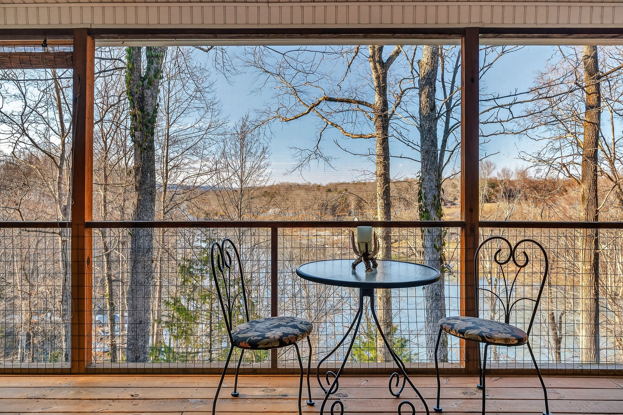 2539 Sparkman Town Road Doyle, TN 38559 - Photo 33 of 54 a view of a chairs and table in the balcony