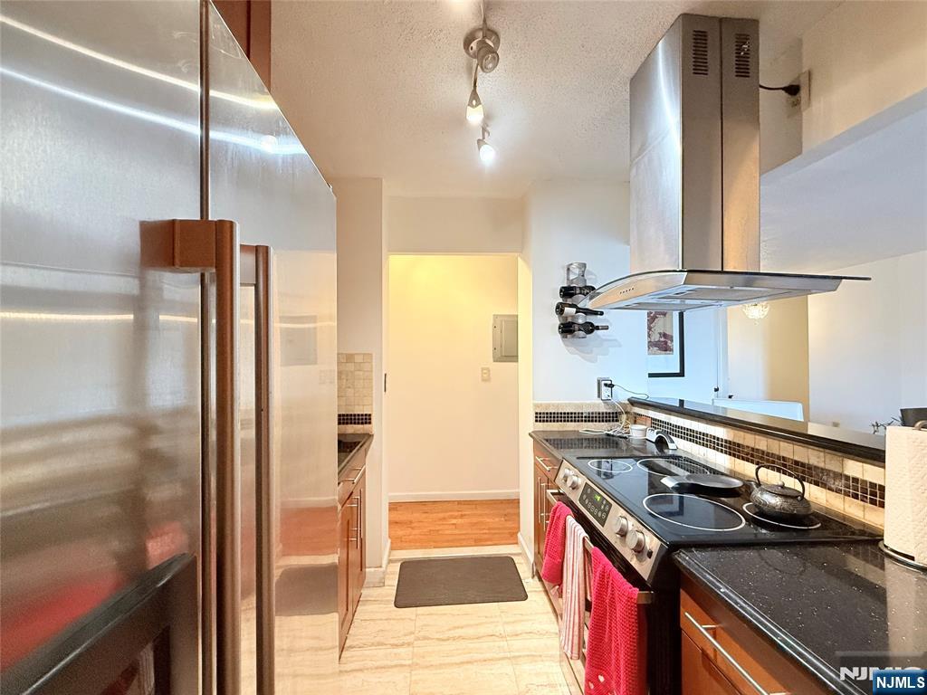 307 Prospect Avenue, Unit 3D Hackensack, NJ 07601 - Photo 11 of 23