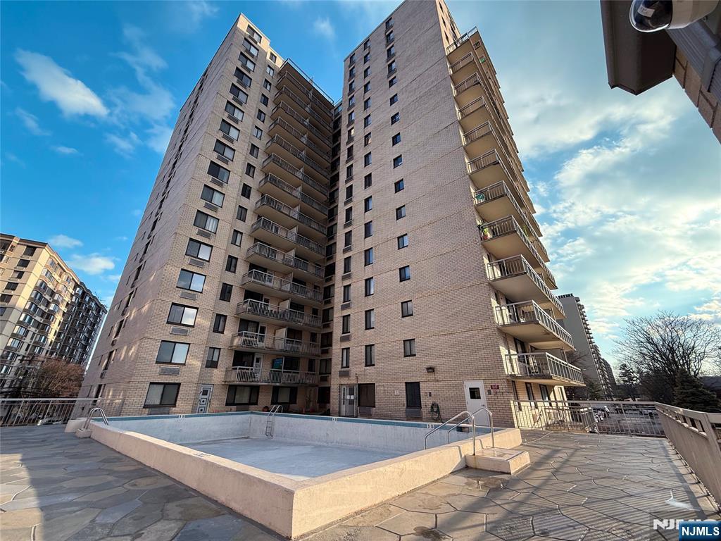 307 Prospect Avenue, Unit 3D Hackensack, NJ 07601 - Photo 18 of 23