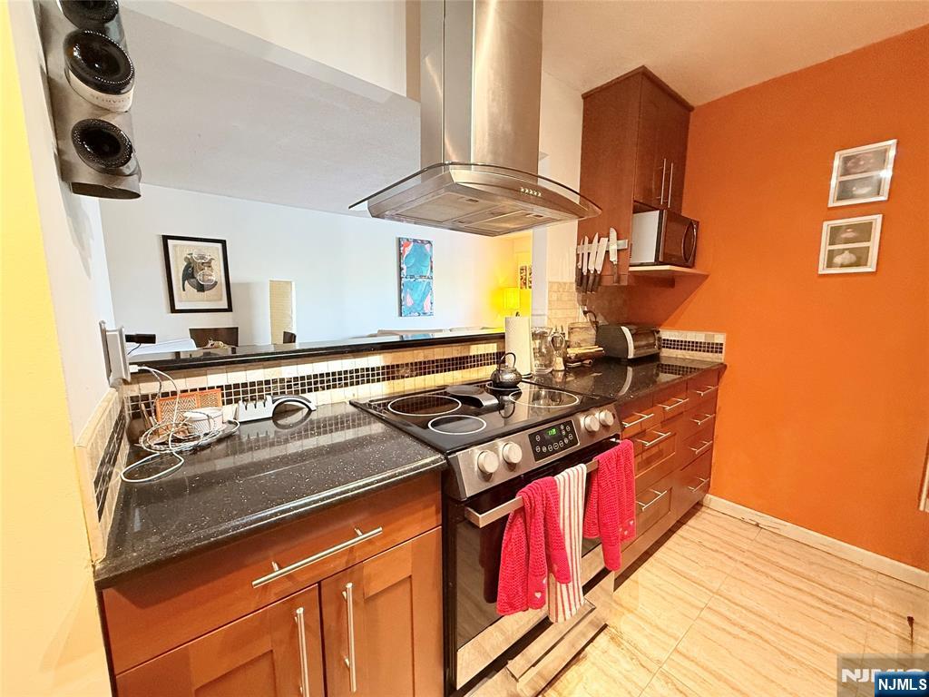 307 Prospect Avenue, Unit 3D Hackensack, NJ 07601 - Photo 9 of 23