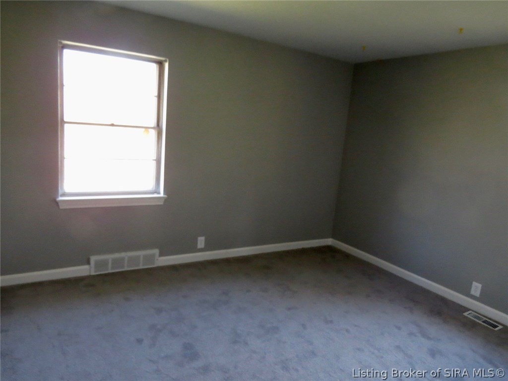 1811 Valley View Road New Albany, IN 47150 - Photo 13 of 31 Gallery Image 13