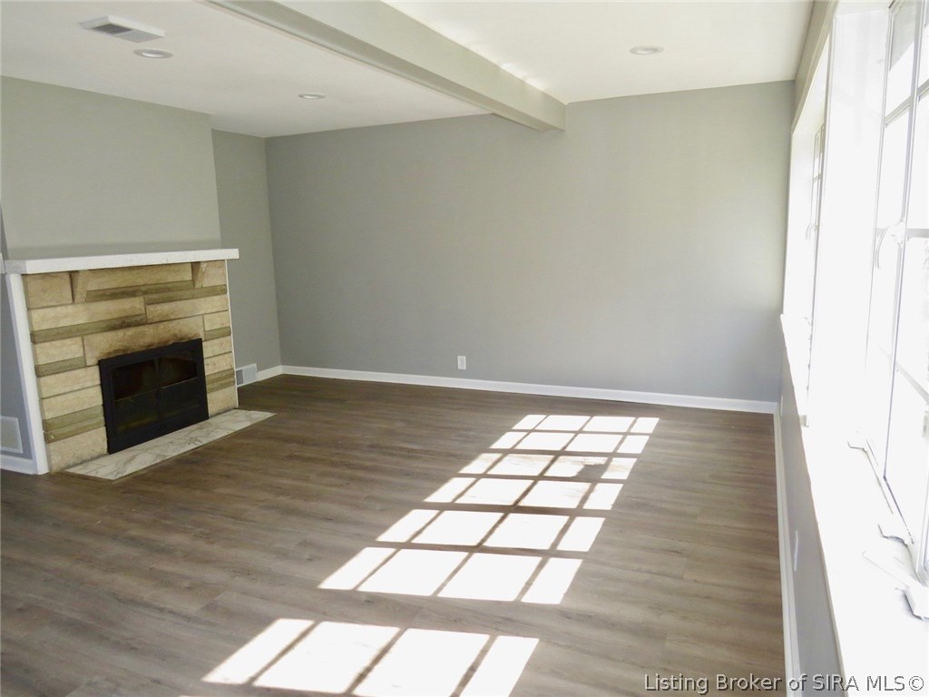 1811 Valley View Road New Albany, IN 47150 - Photo 10 of 31 Gallery Image 10