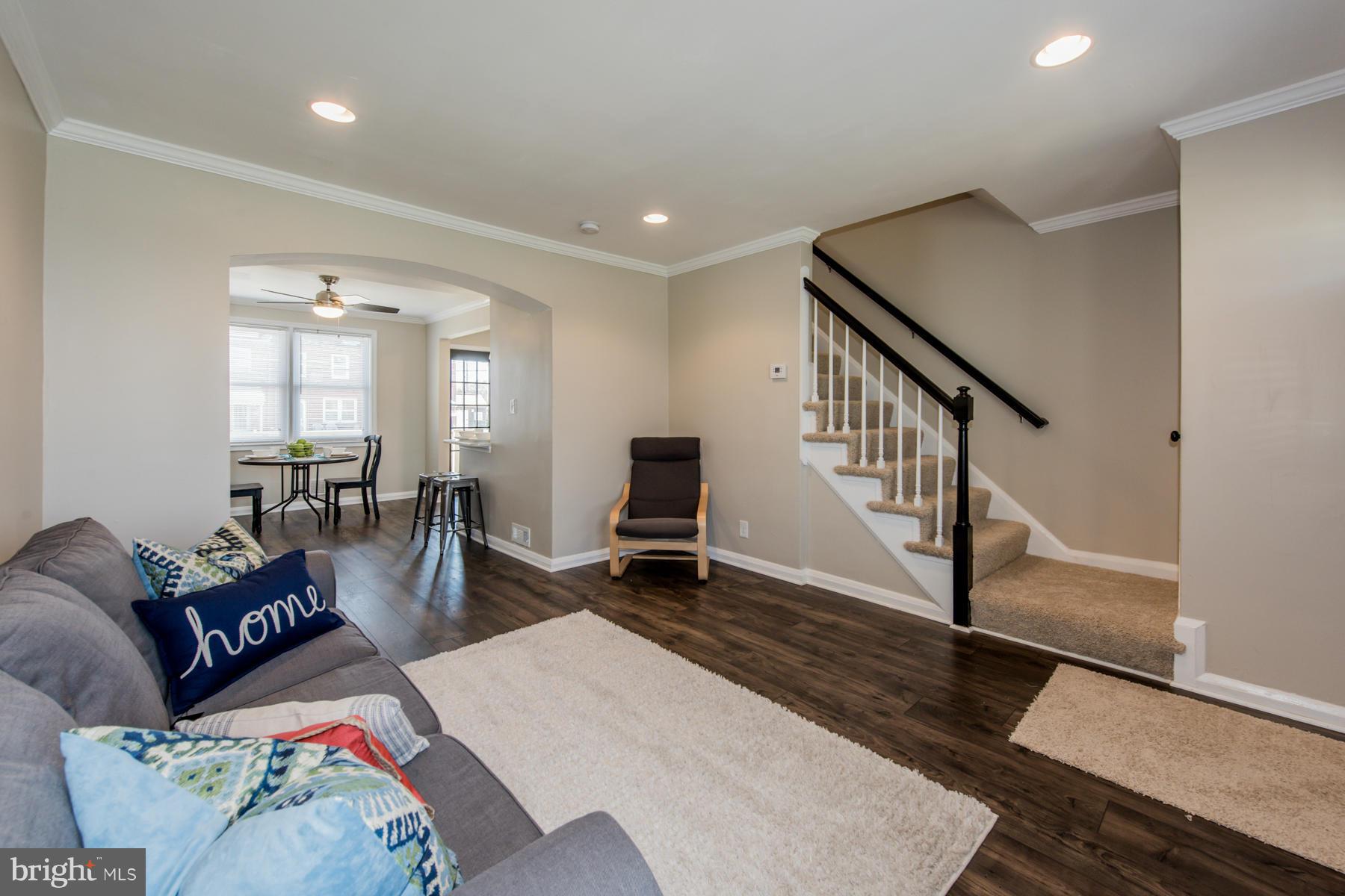 3537 Dunhaven Road Baltimore, MD 21222 - Photo 7 of 26 Living Room