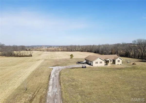 $499,900 | 16501 County Road 420, Bloomfield, MO 63825