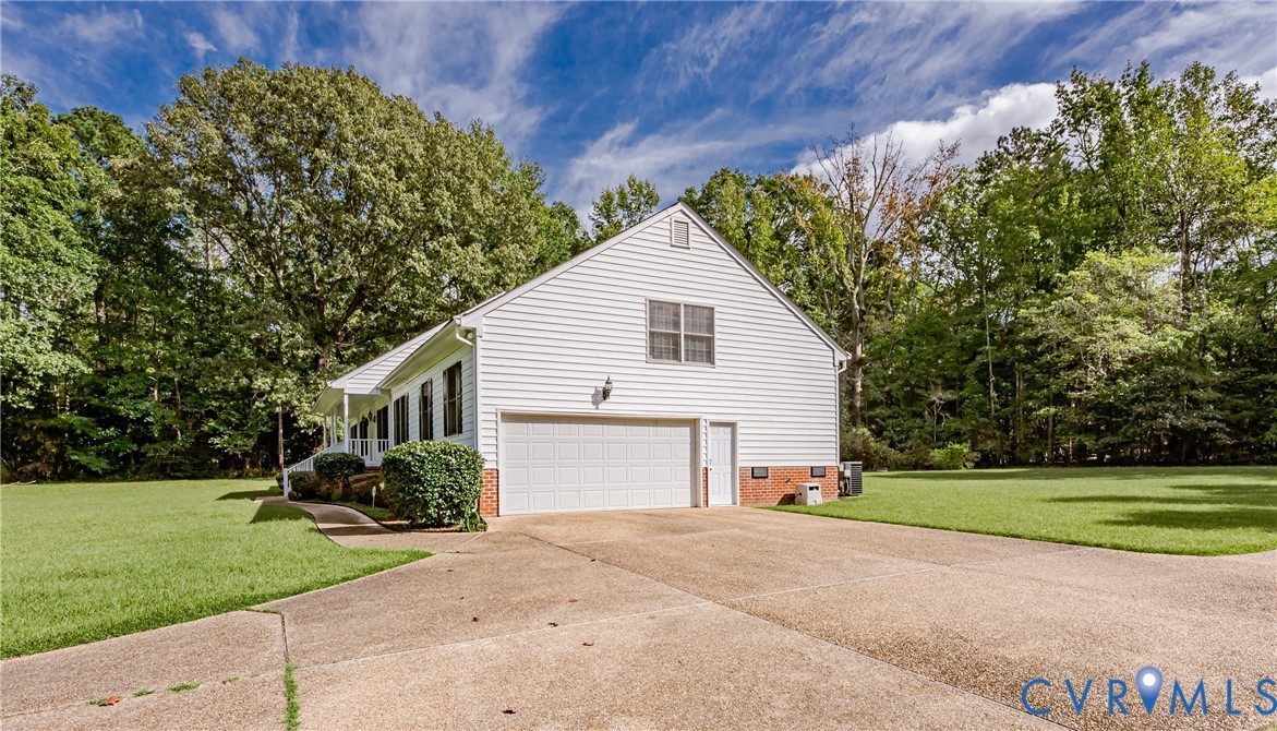 12105 Moody Road Hopewell, VA 23860 - Photo 16 of 49