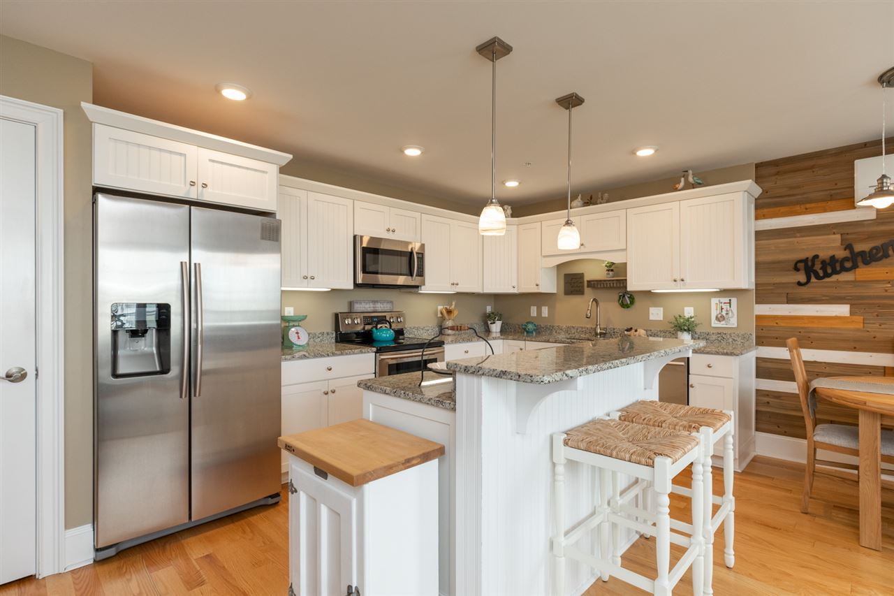 580 Winnacunnet Road, Unit 102 Hampton, NH 03842 - Photo 3 of 30