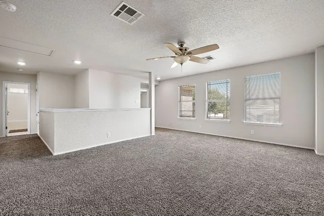 $338,000 | 105 Edison Drive, Hutto, TX 78634