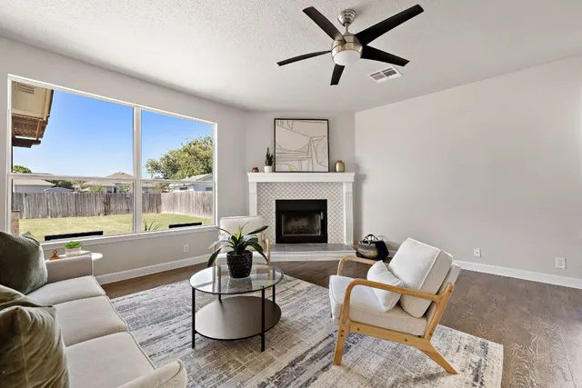 $338,000 | 105 Edison Drive, Hutto, TX 78634