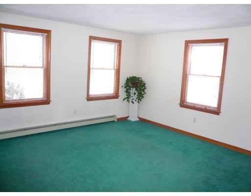 84 Jackman Street Georgetown, MA 01833 - Photo 6 of 13 Gallery Image 6