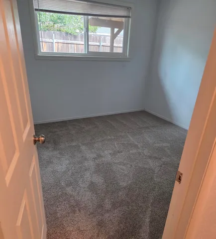 $294,999 | 210 Sherman Street, Yreka, CA 96097