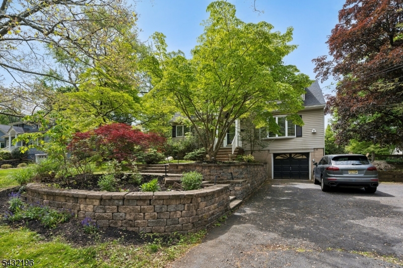 10 Keyes Street Florham Park, NJ 07932 - Photo 19 of 21