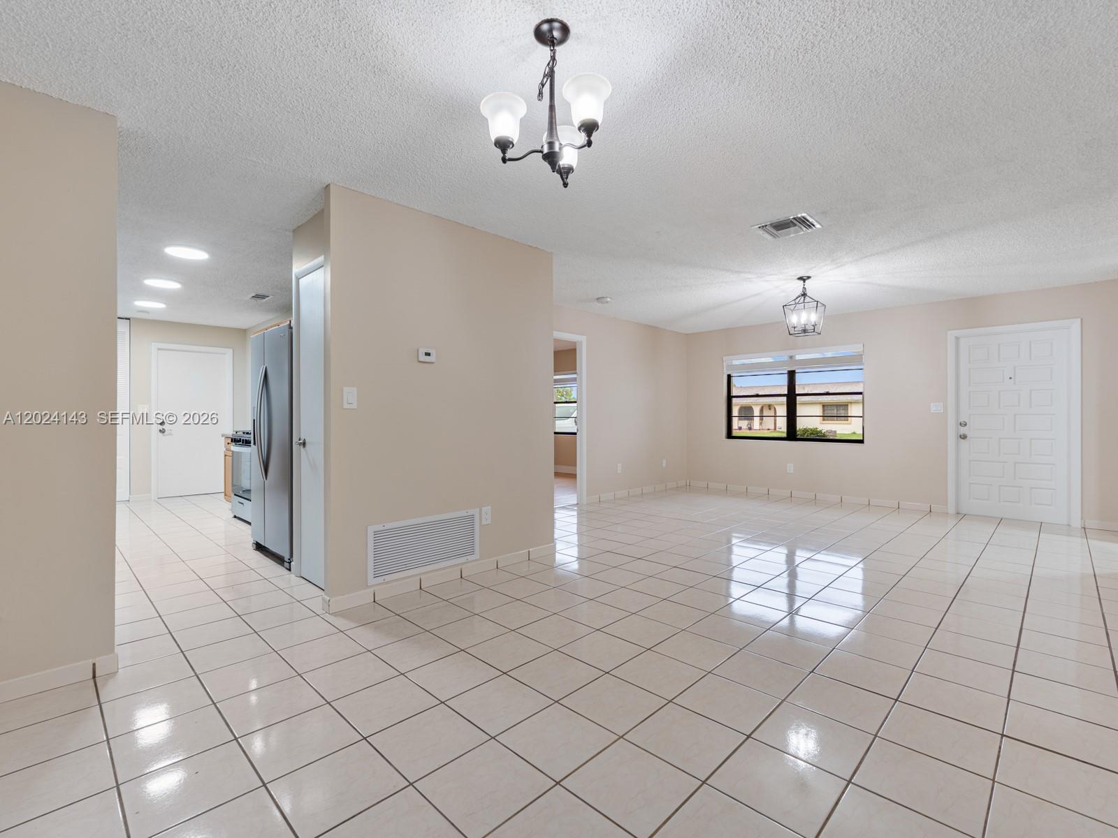 13360 Southwest 46th Street Miami, FL 33175 - Photo 7 of 39