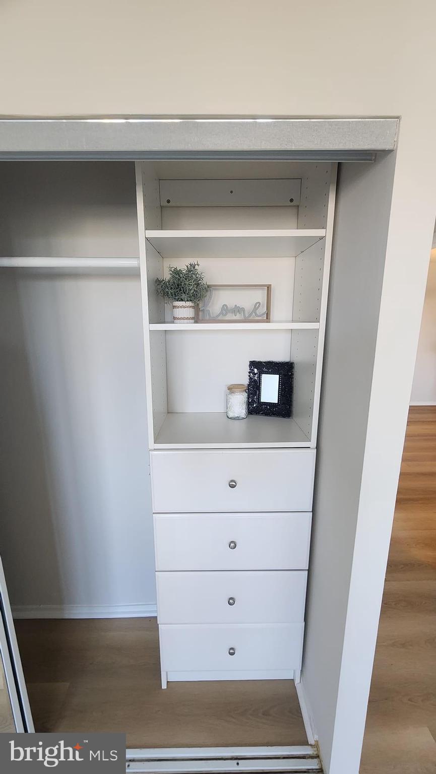 5911 Edsall Road, Unit 1104 Alexandria, VA 22304 - Photo 19 of 32 Spacious closet in second primary