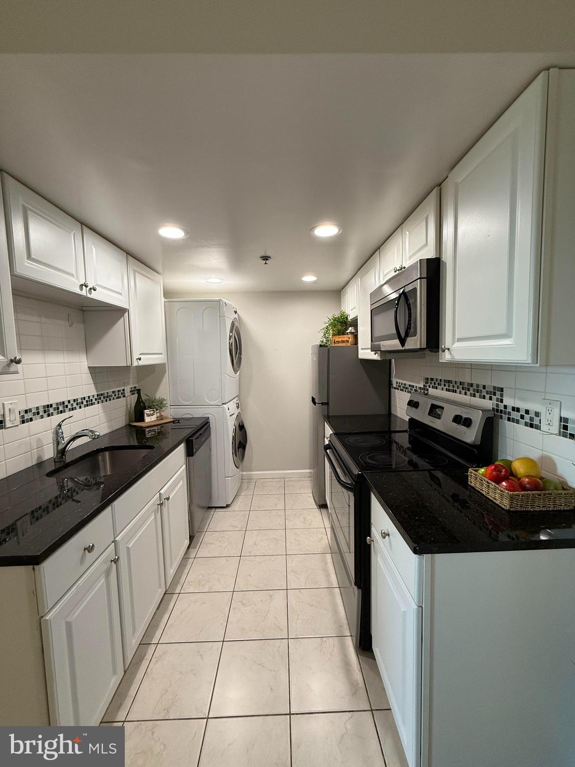 5911 Edsall Road, Unit 1104 Alexandria, VA 22304 - Photo 7 of 32