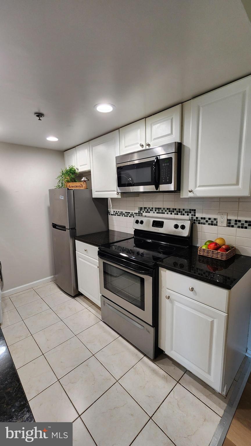 5911 Edsall Road, Unit 1104 Alexandria, VA 22304 - Photo 9 of 32 Plenty of storage
