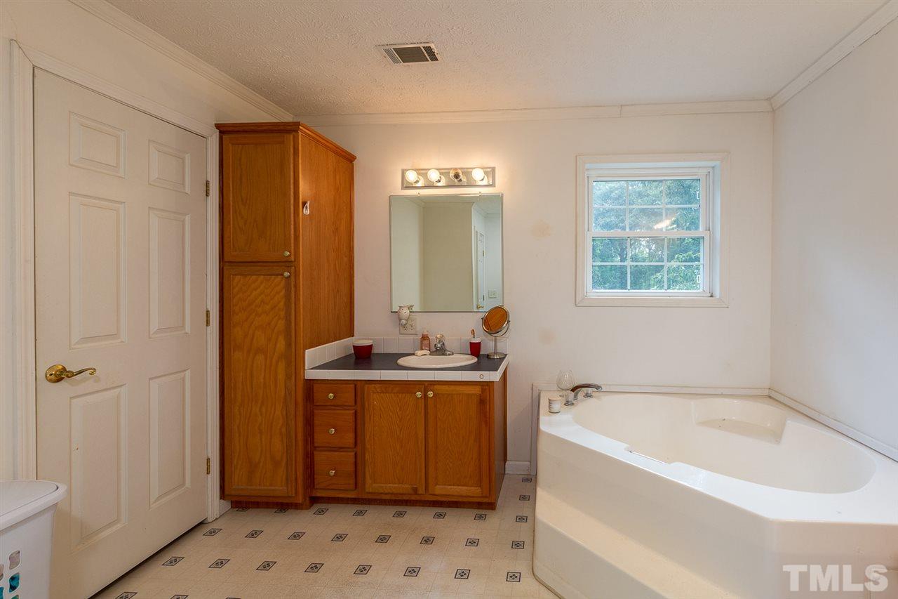 542 Bill Clifton Road Faison, NC 28341 - Photo 23 of 29 Gallery Image 23