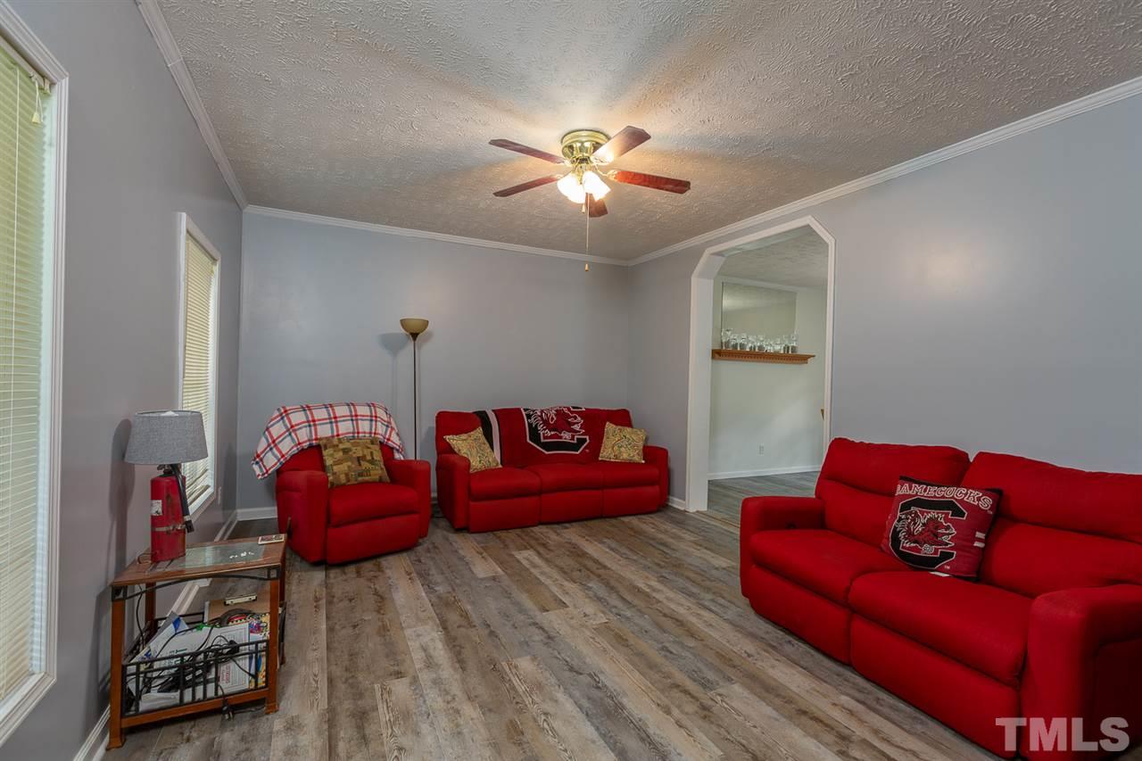 542 Bill Clifton Road Faison, NC 28341 - Photo 4 of 29 Gallery Image 4