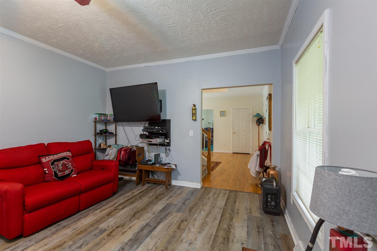 542 Bill Clifton Road Faison, NC 28341 - Photo 5 of 29 Gallery Image 5