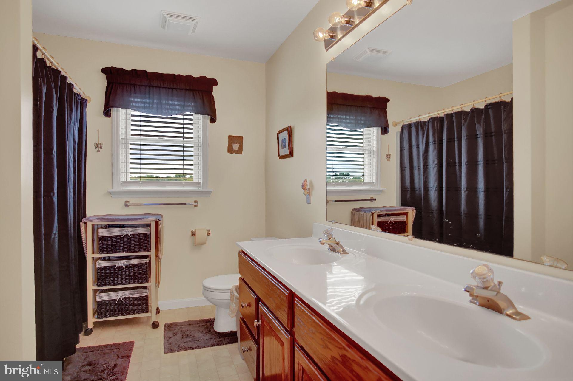 229 Log Cabin Road Newville, PA 17241 - Photo 13 of 37 Gallery Image 13