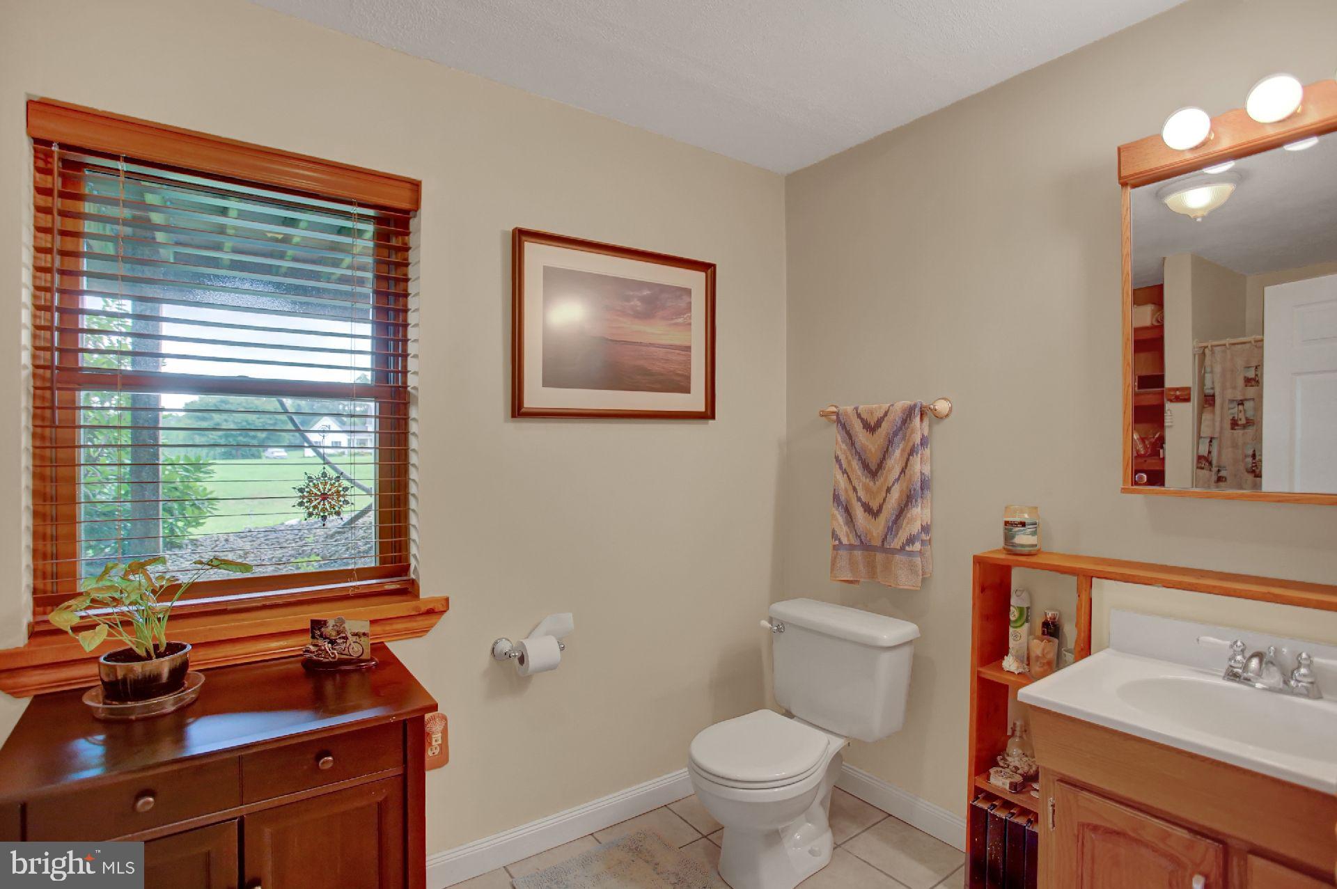 229 Log Cabin Road Newville, PA 17241 - Photo 16 of 37 Gallery Image 16