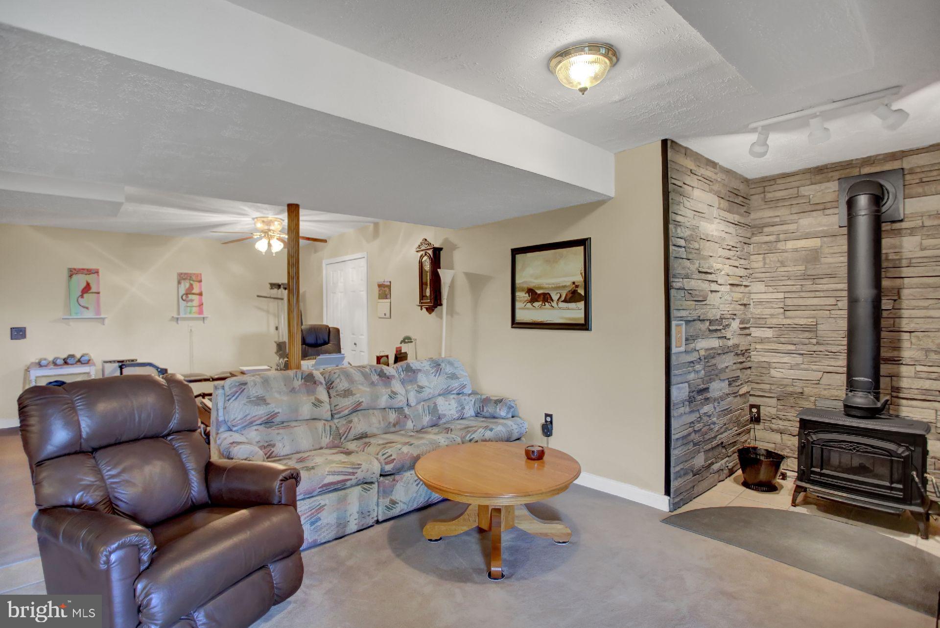 229 Log Cabin Road Newville, PA 17241 - Photo 19 of 37 Gallery Image 19