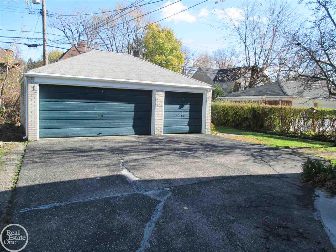 840 Harcourt Road Grosse Pointe Park, MI 48230 - Photo 26 of 27
