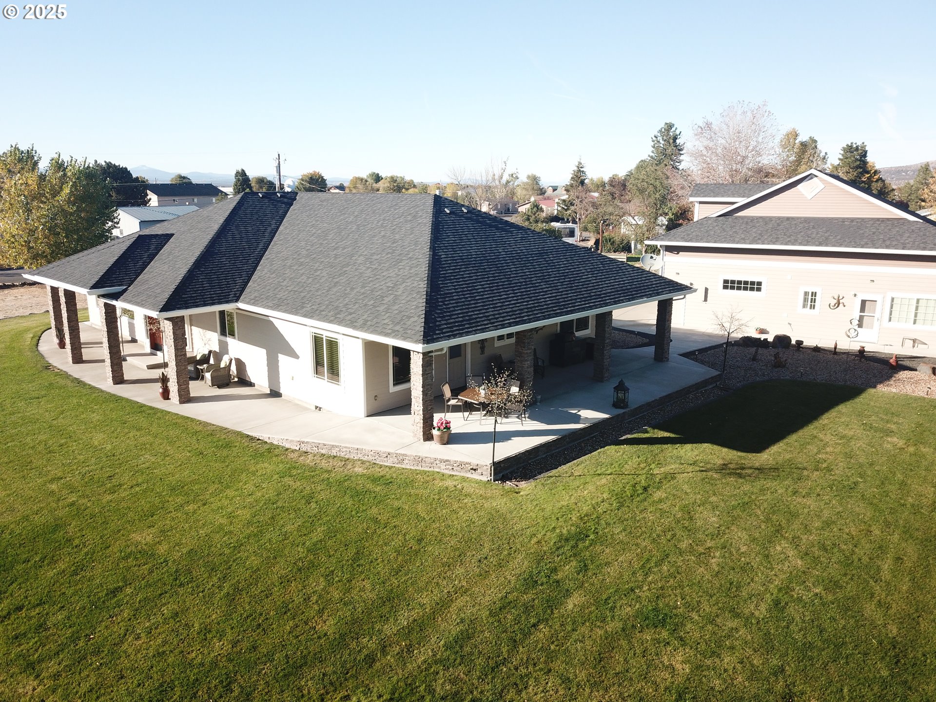 6481 Southwest Wren Lane Culver, OR 97734 - Photo 3 of 44 a view of a house with a yard