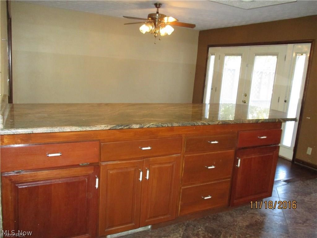 5867 Manchester Road Akron, OH 44319 - Photo 5 of 29 Gallery Image 5