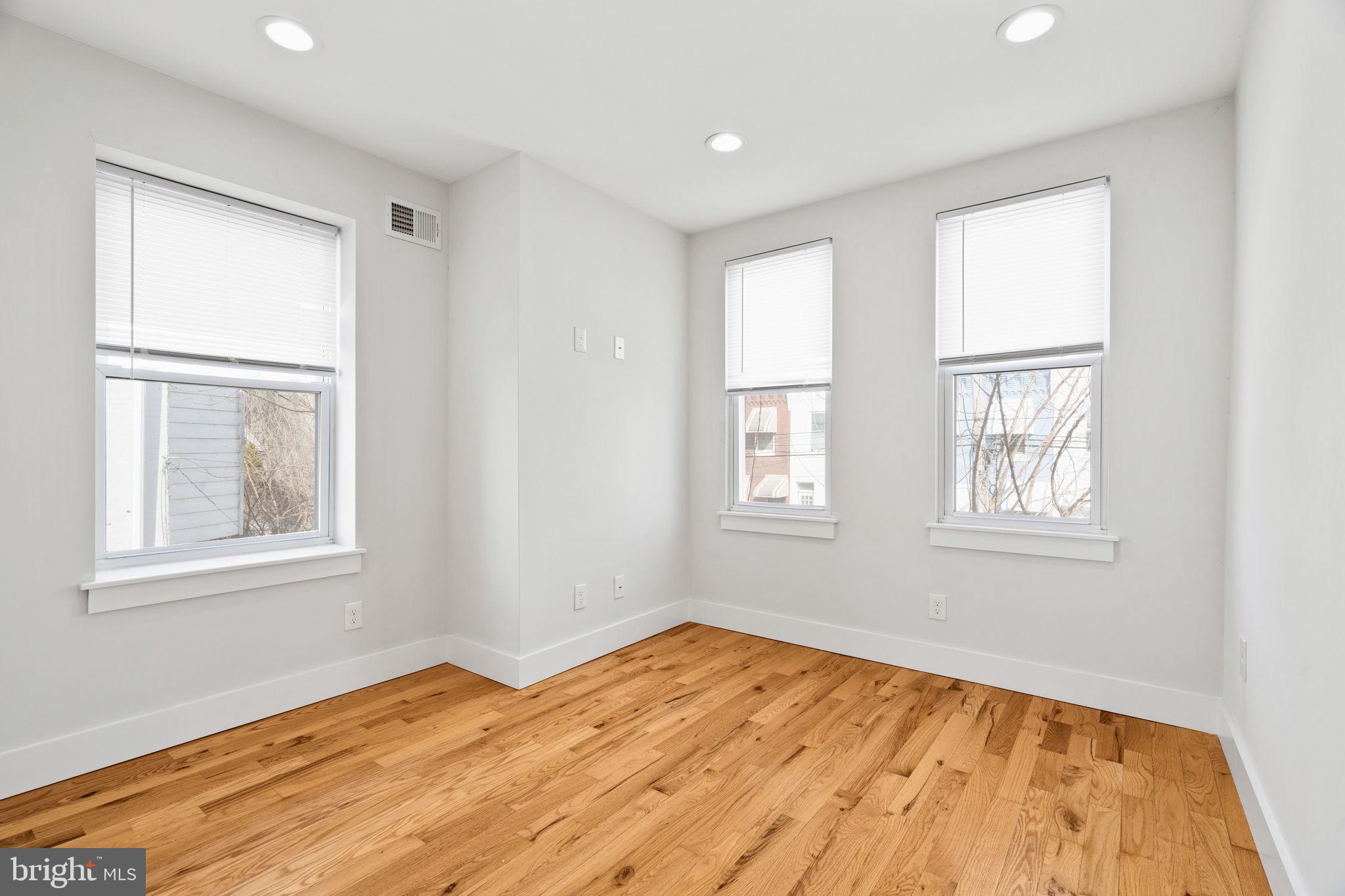 3111 West Dauphin Street Philadelphia, PA 19132 - Photo 12 of 35