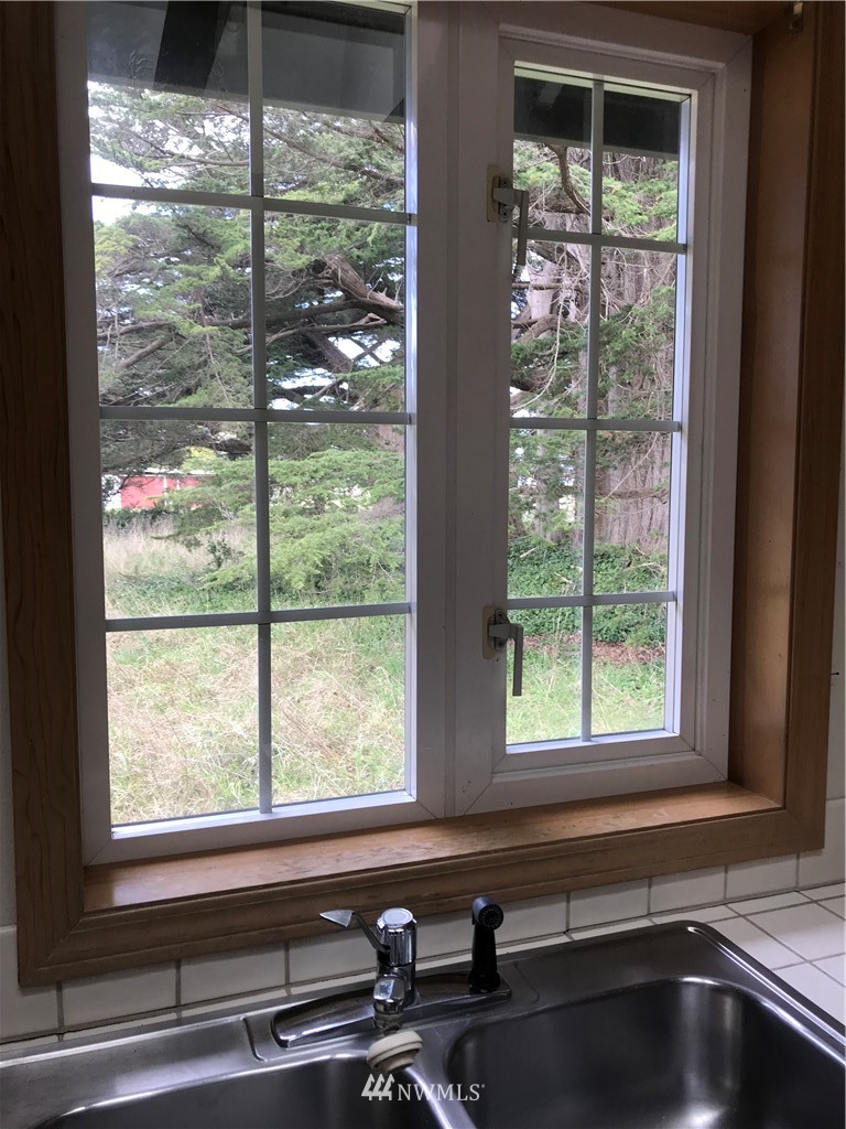 26404 Sandridge Road Ocean Park, WA 98640 - Photo 13 of 23 Gallery Image 13