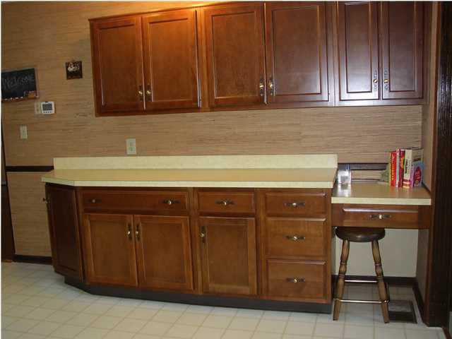 198 Sequoya Road Louisville, KY 40207 - Photo 11 of 22 Additional Photo