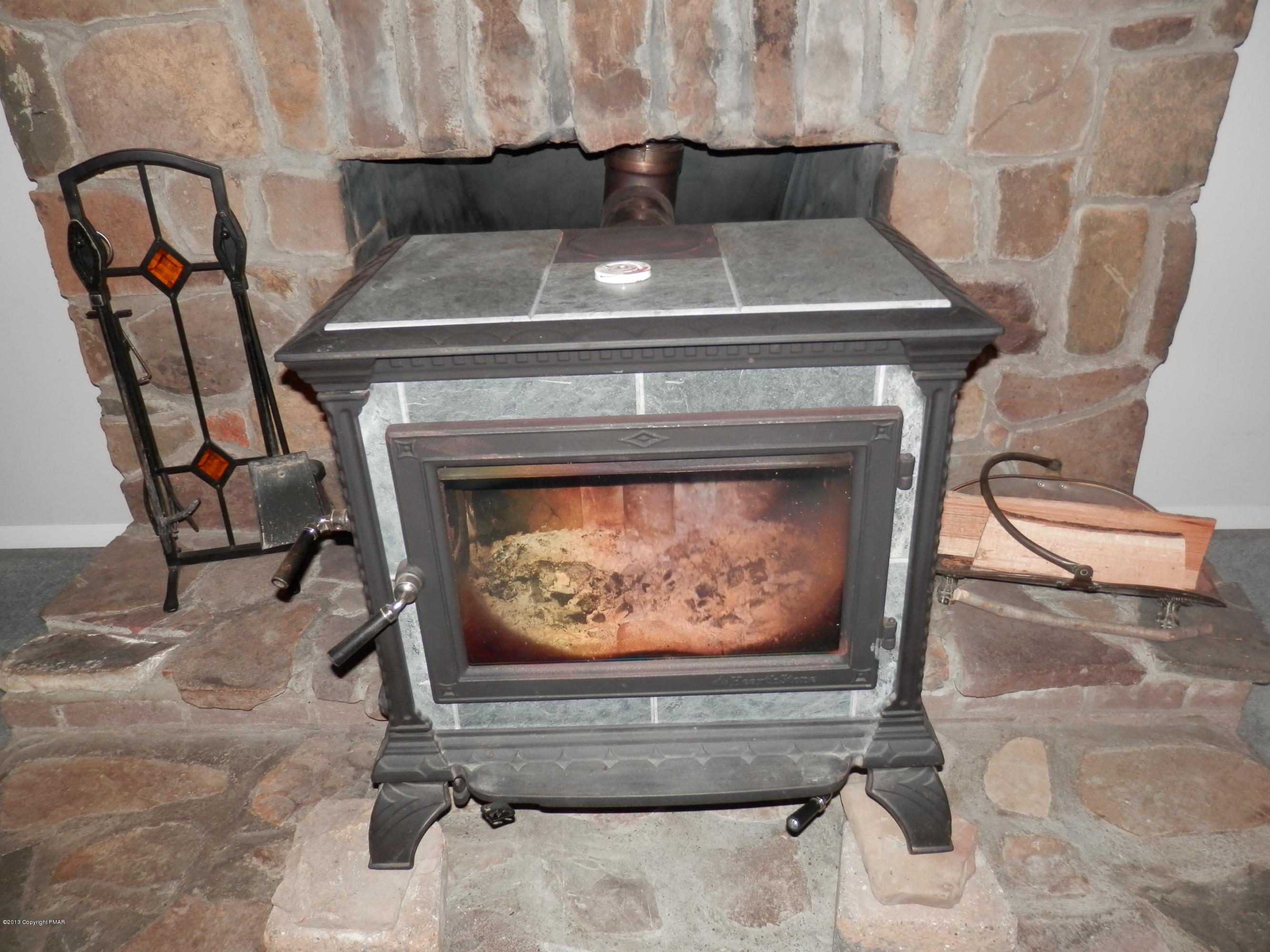6445 Laurel Road Pocono Summit, PA 18346 - Photo 17 of 28 PA030715