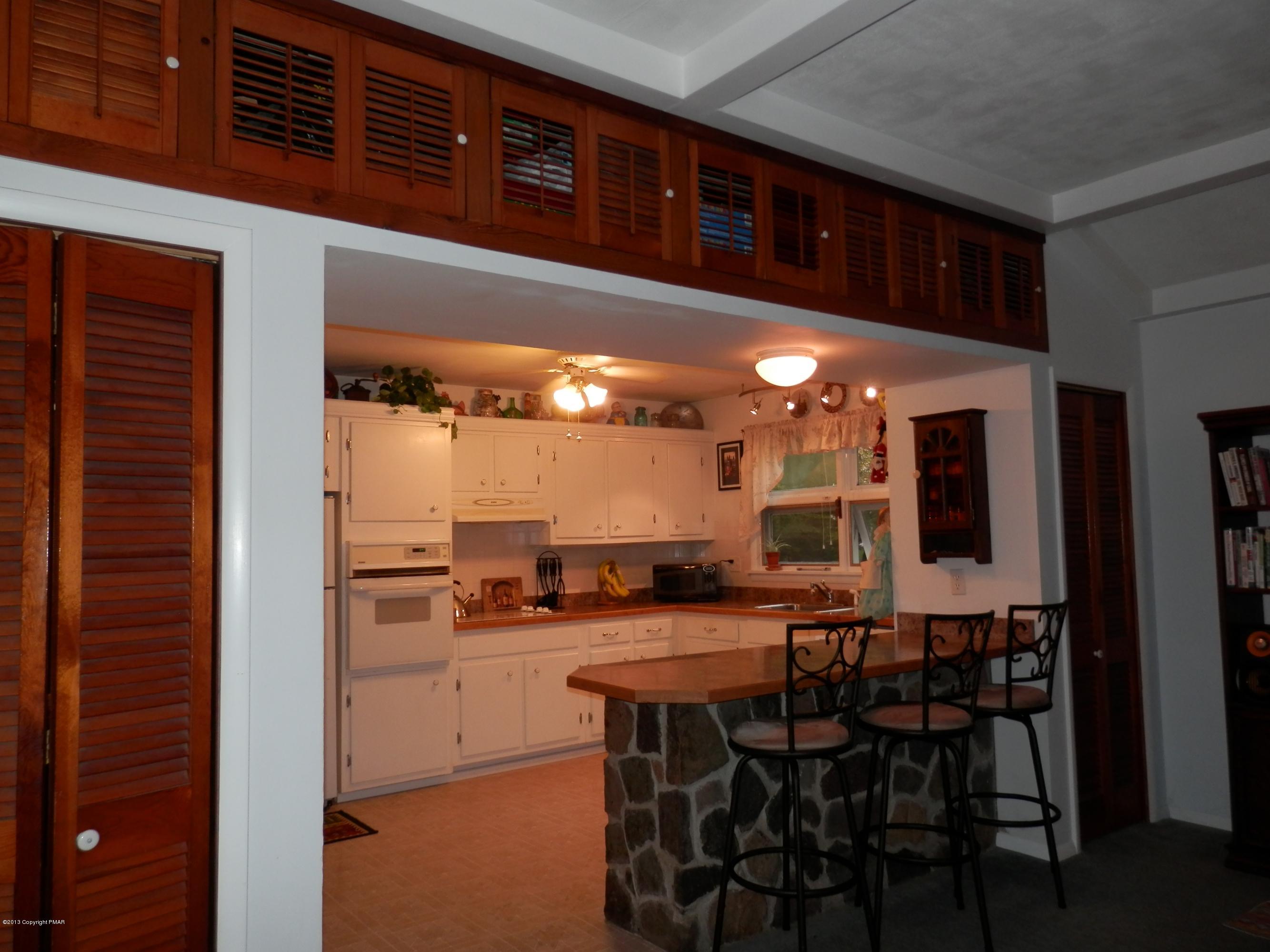 6445 Laurel Road Pocono Summit, PA 18346 - Photo 21 of 28 PA030719