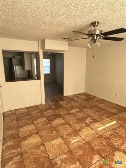 1109 Eastside Drive, Unit C Killeen, TX 76543 - Photo 2 of 9 a view of a livingroom with a furniture