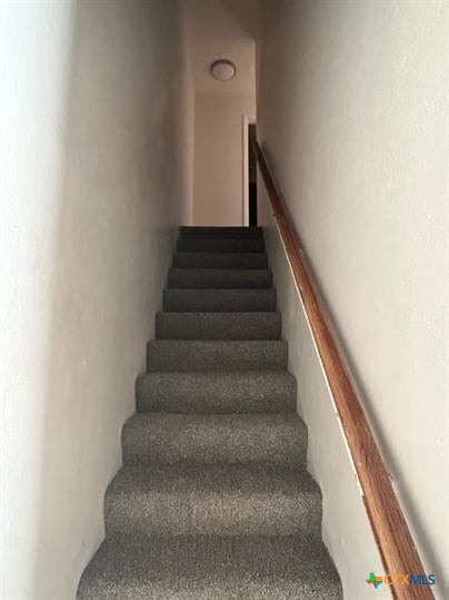 1109 Eastside Drive, Unit C Killeen, TX 76543 - Photo 7 of 9 a view of entryway